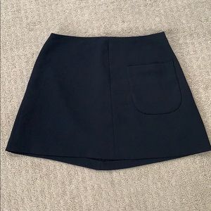 Aritzia Wilfred - Black mini Skirt